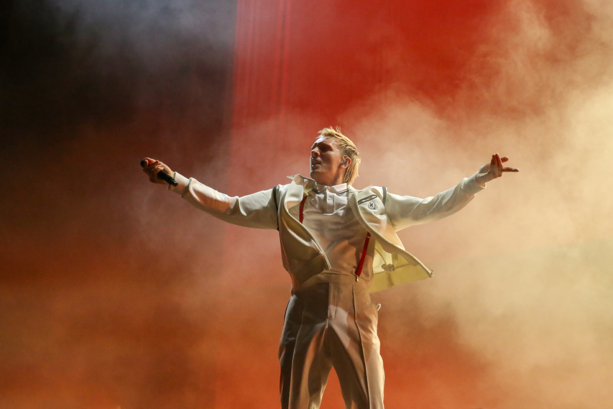 Die Chemnitzer waren einer der Festivalacts, auf die alle gewartet hatten. – Kraftklub.