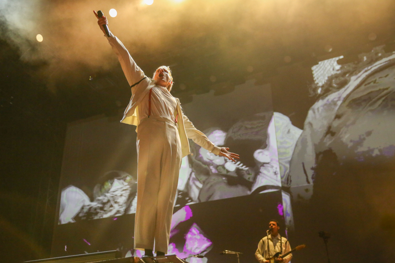 Die Chemnitzer waren einer der Festivalacts, auf die alle gewartet hatten. – Kraftklub.