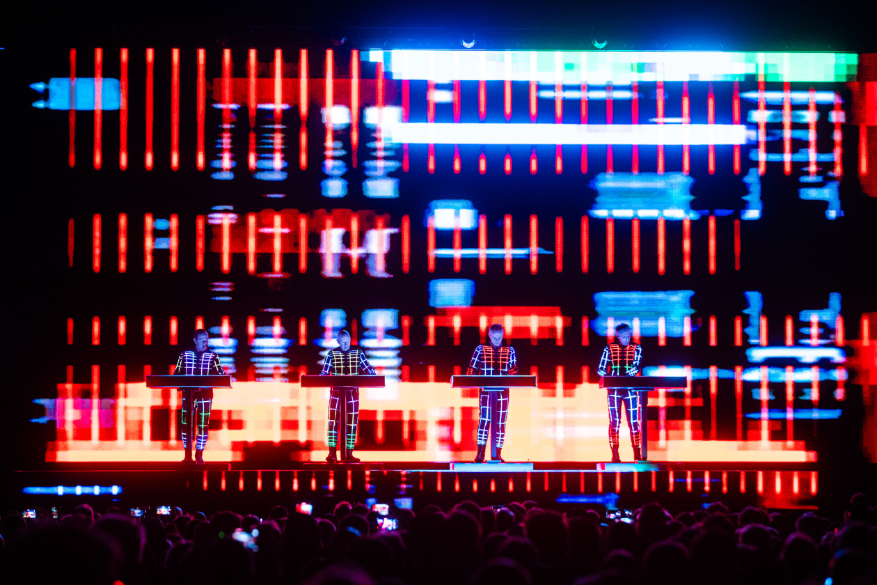 Ralf Hütter und Kollegen spielten im Rahmen ihrer Multimedia Tour 2025 zwei Gigs in der Hauptstadt. – Kraftwerk.