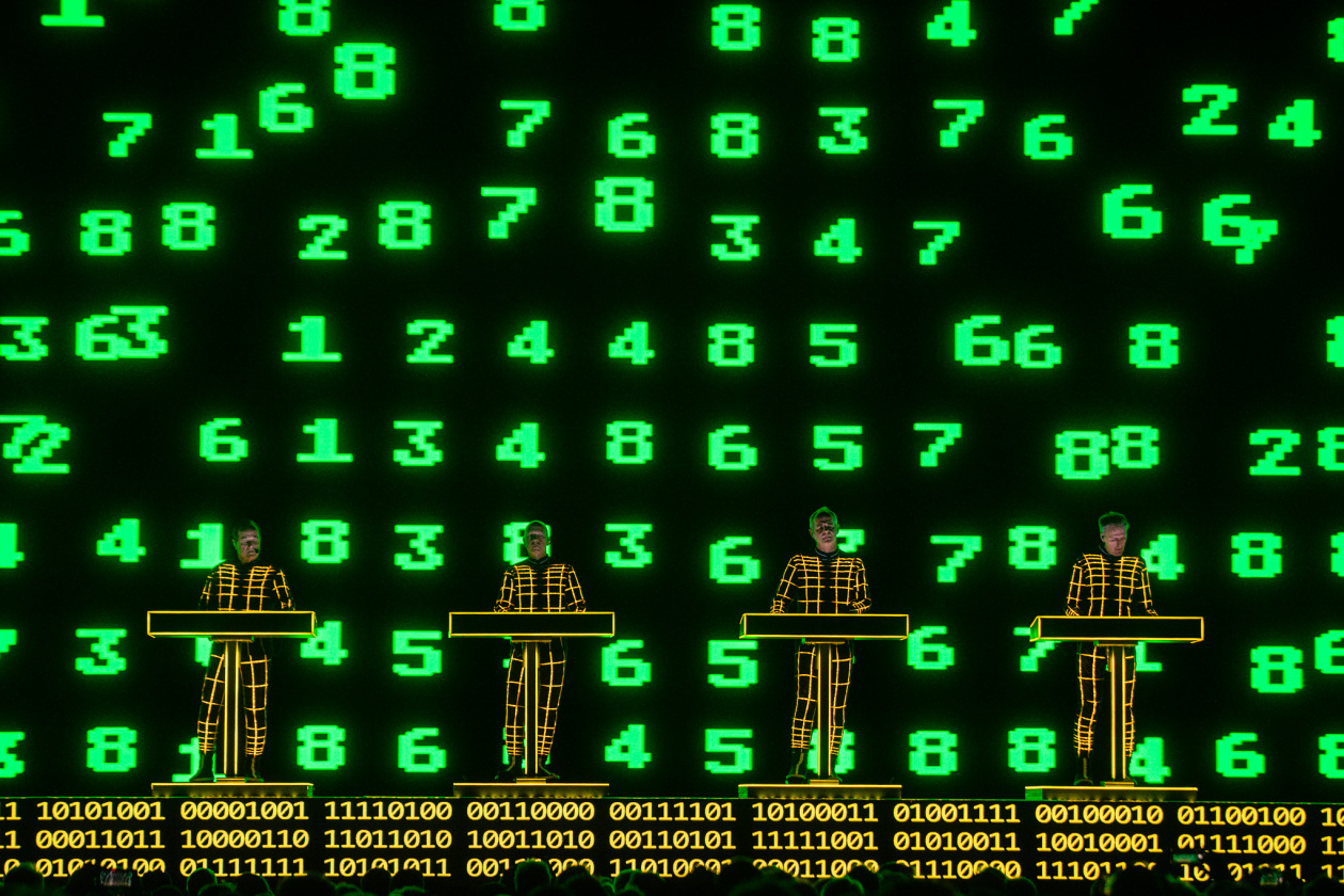 Ralf Hütter und Kollegen spielten im Rahmen ihrer Multimedia Tour 2025 zwei Gigs in der Hauptstadt. – Kraftwerk.