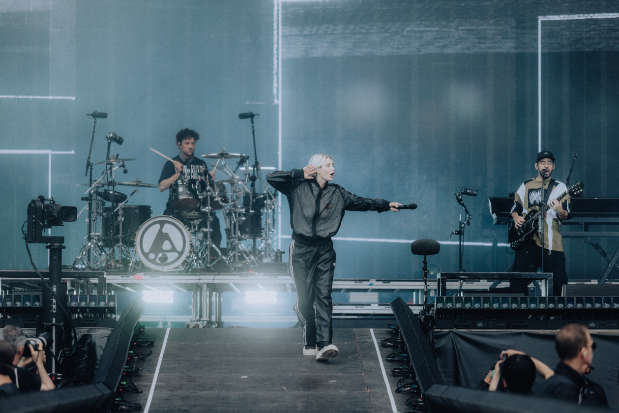 Mike Shinoda und Emily Armstrong begeistern die Fans. – Linkin Park.