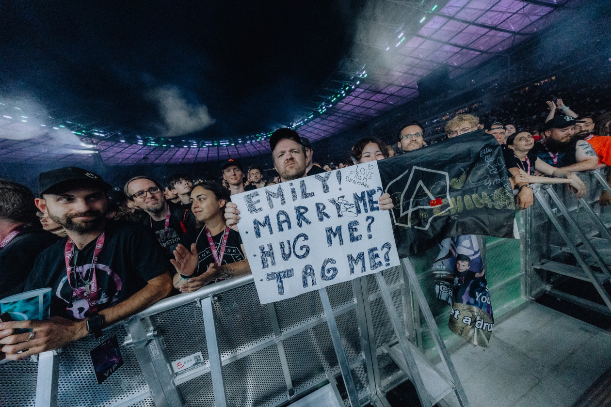 Linkin Park – Please!