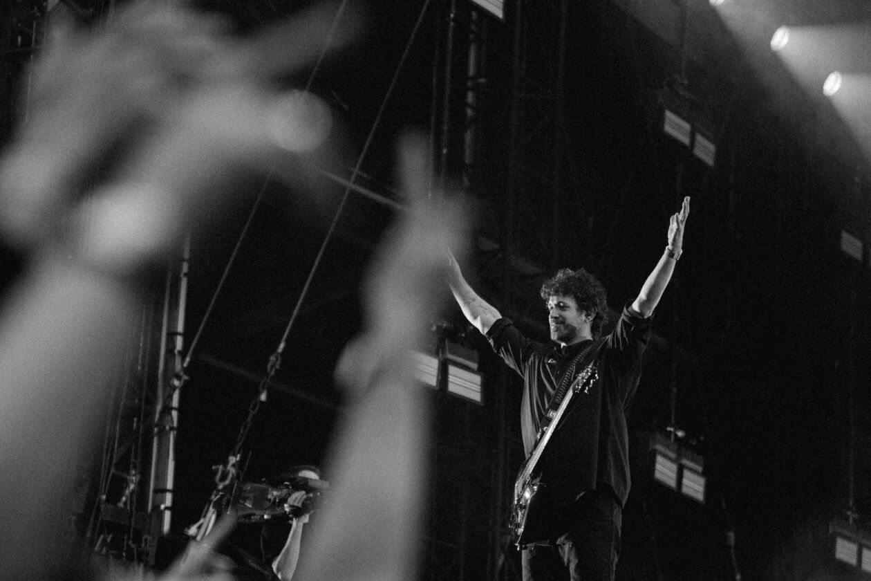 Linkin Park – Mike Shinoda, Emily Armstrong und Co. verkauften zweimal das Münchner Fußballstadion aus. – Brad.