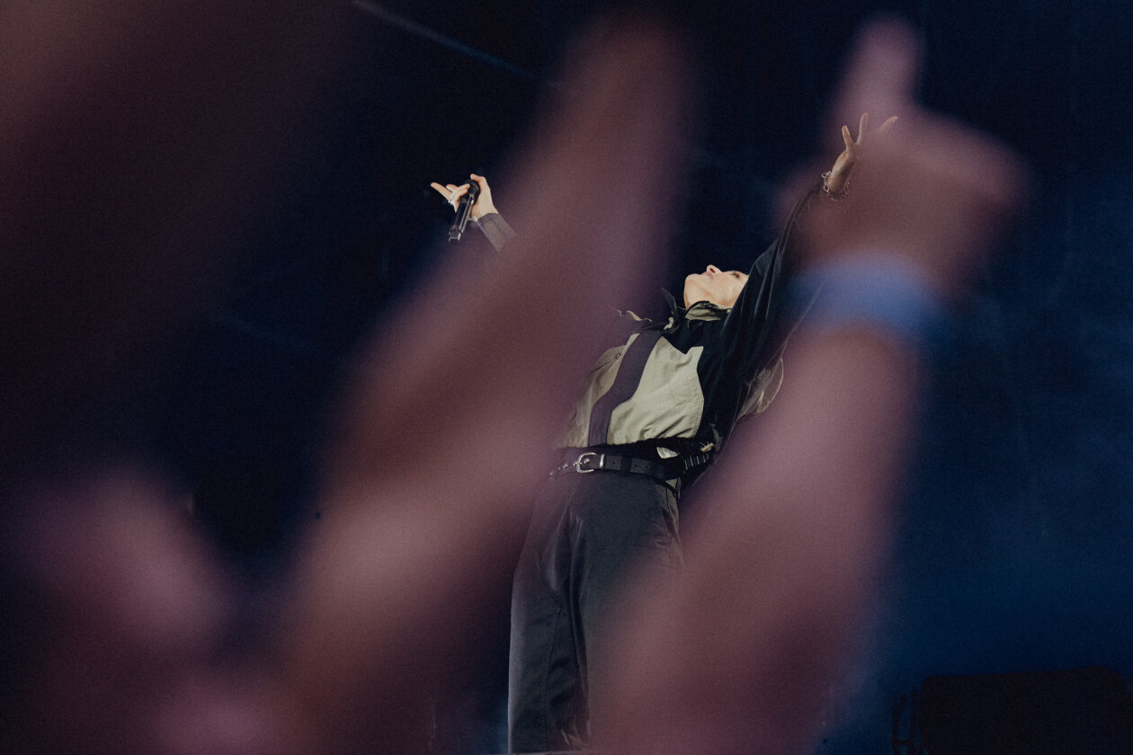 Linkin Park – Mike Shinoda, Emily Armstrong und Co. verkauften zweimal das Münchner Fußballstadion aus. – Emily.