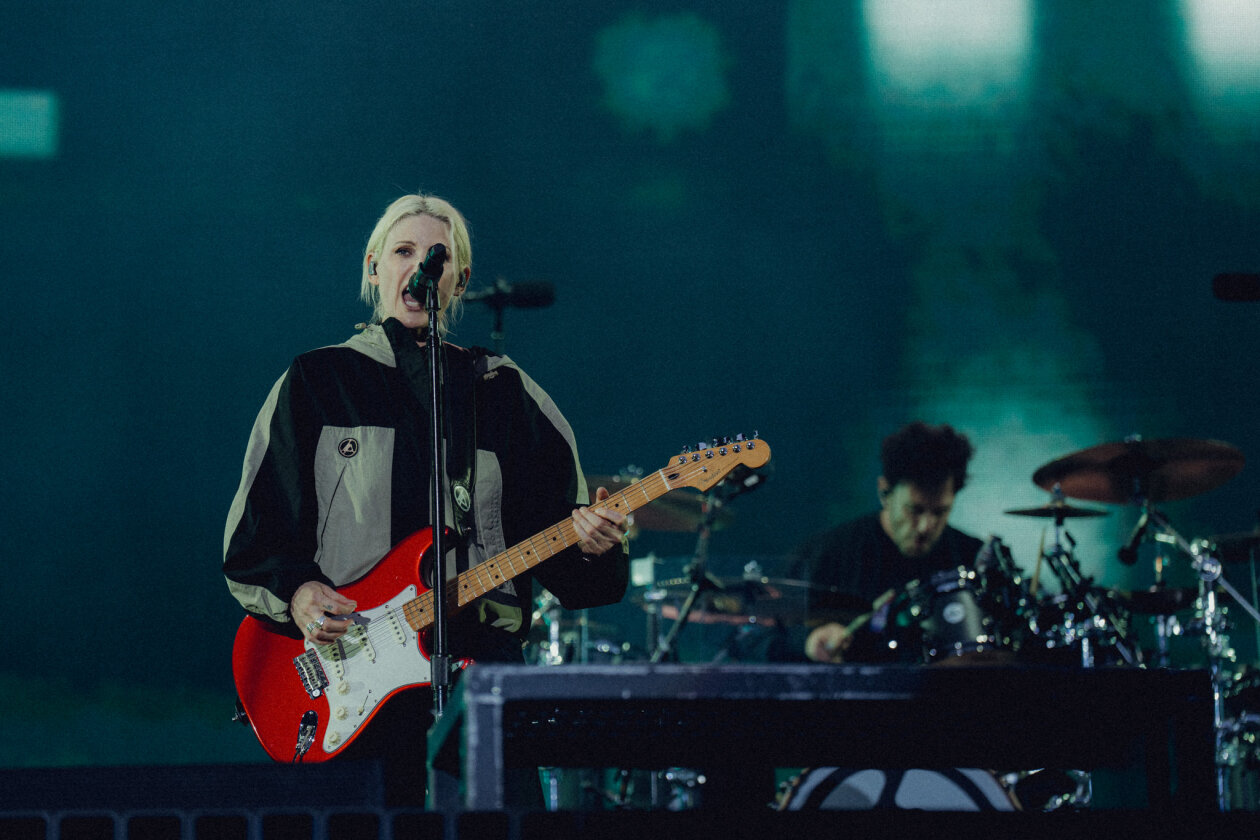 Linkin Park – Mike Shinoda, Emily Armstrong und Co. verkauften zweimal das Münchner Fußballstadion aus. – Emily und Colin Brittain.