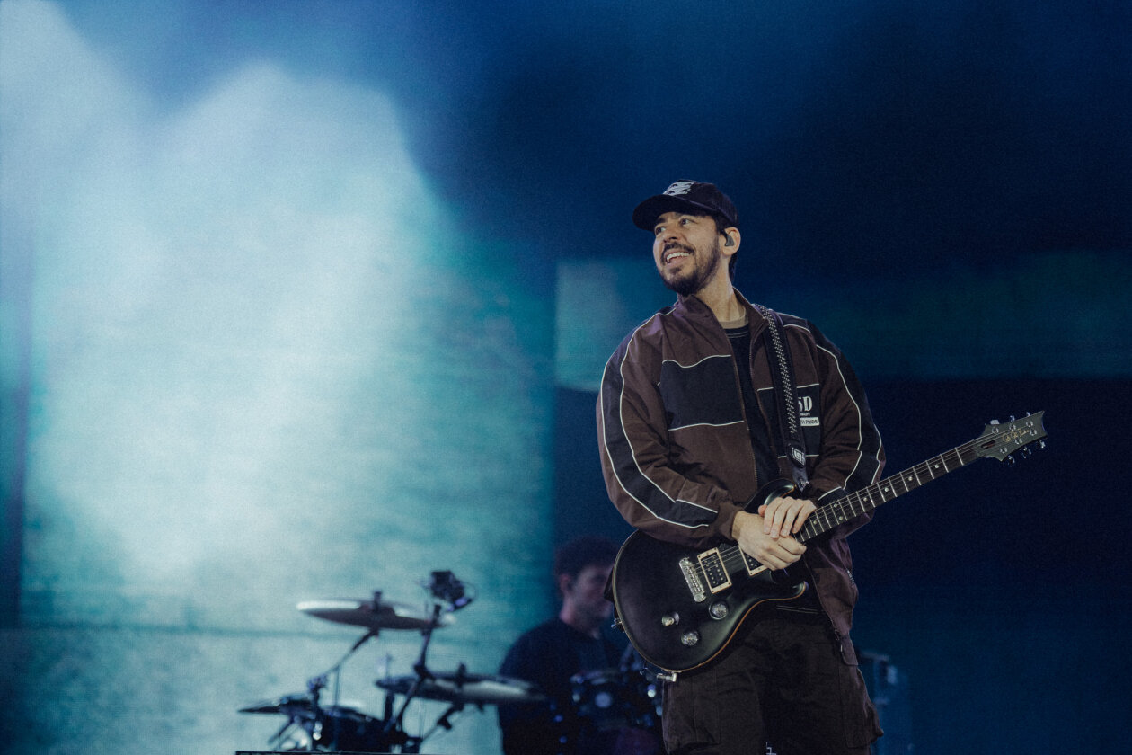 Linkin Park – Mike Shinoda, Emily Armstrong und Co. verkauften zweimal das Münchner Fußballstadion aus. – Mike.