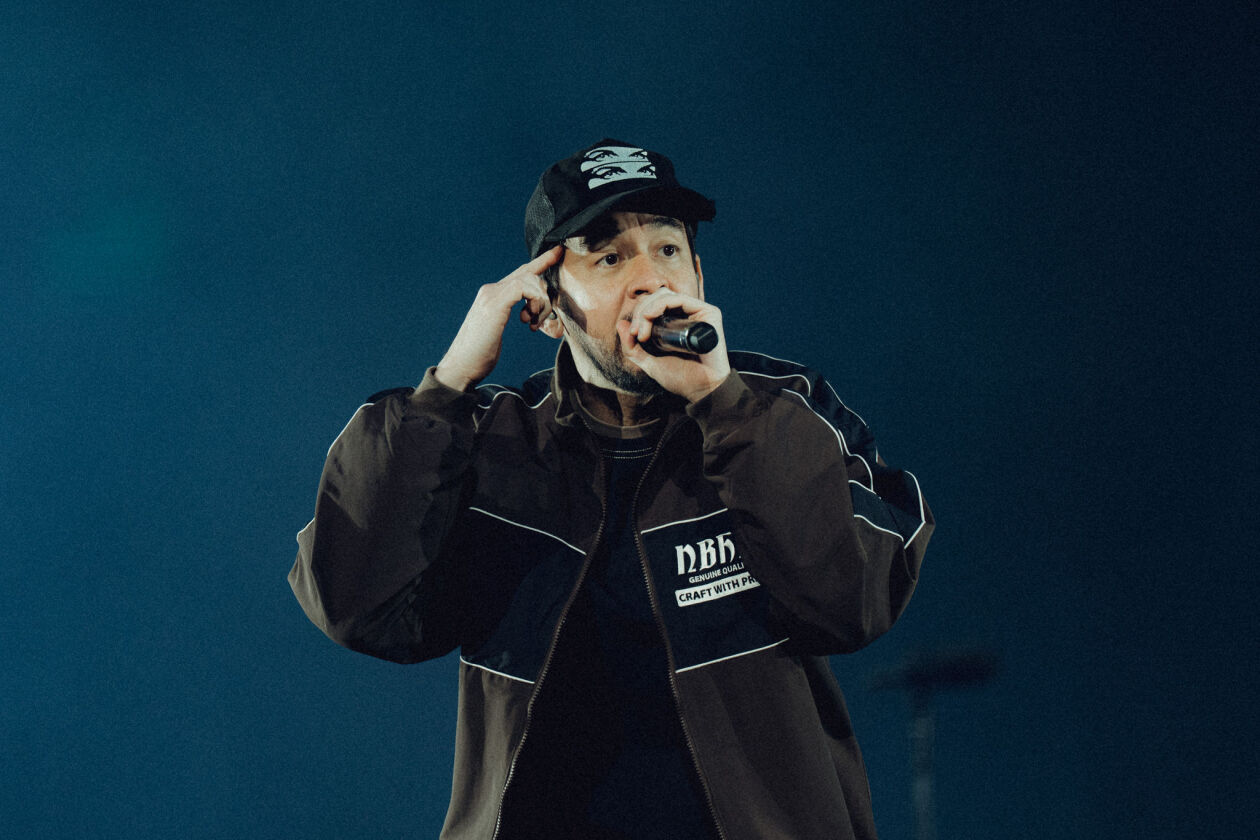 Linkin Park – Mike Shinoda, Emily Armstrong und Co. verkauften zweimal das Münchner Fußballstadion aus. – Mike.
