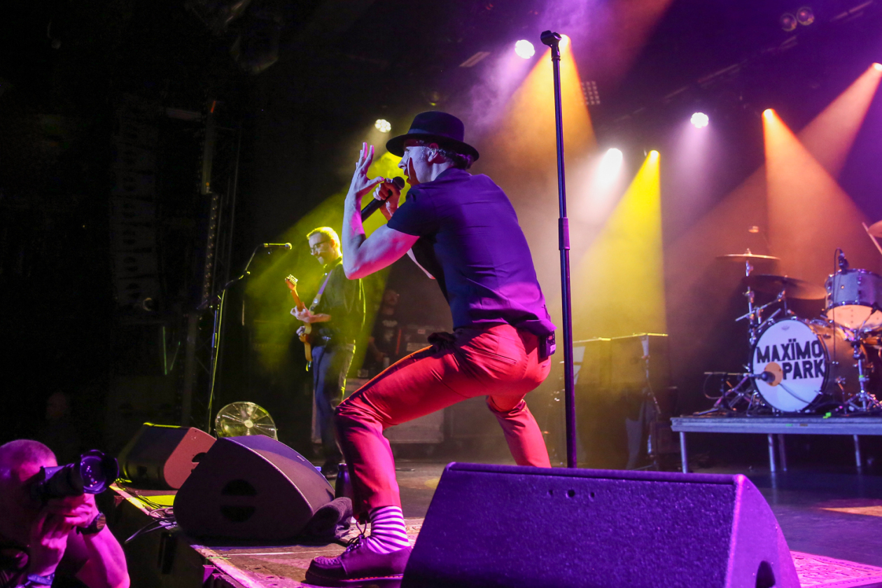 Jubel in der Hansestadt: die britischen Indierock-Veteranen um Paul Smith live. – Maximo Park.