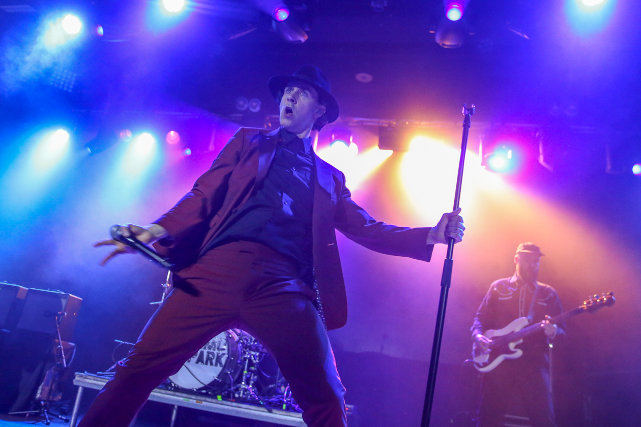 Jubel in der Hansestadt: die britischen Indierock-Veteranen um Paul Smith live. – Maximo Park.