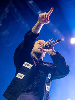 Doubletime: Kontra Ks KI-Familie