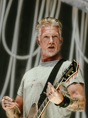 Fotos&sol;Review: SOAD und QOTSA in Berlin