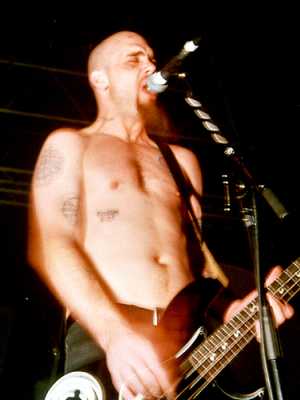 QOTSA: Reunion mit Ex-Bassist Nick Oliveri