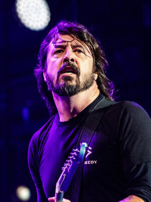 Schuh-Plattler: Foo Fighters Surprise-Gig mit neuem Drummer