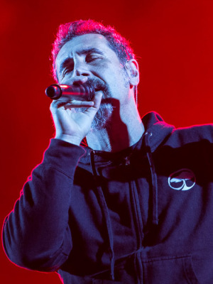 System Of A Down: Stadiontour mit Queens Of The Stone Age