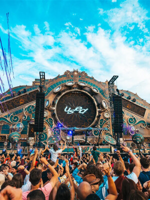 Tomorrowland: Hauptbühne kurz vor Festivalstart abgebrannt