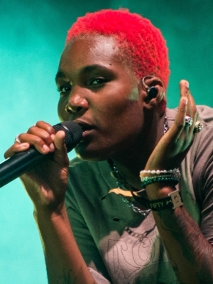 Vorchecking: Arlo Parks&comma; Thundercat&comma; Fantasy