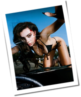 Vorchecking: Charli XCX&comma; The Strokes&comma; Apsilon