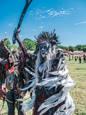 Wacken 2026: Bier und Schweiß fließen, Def Leppard liefern