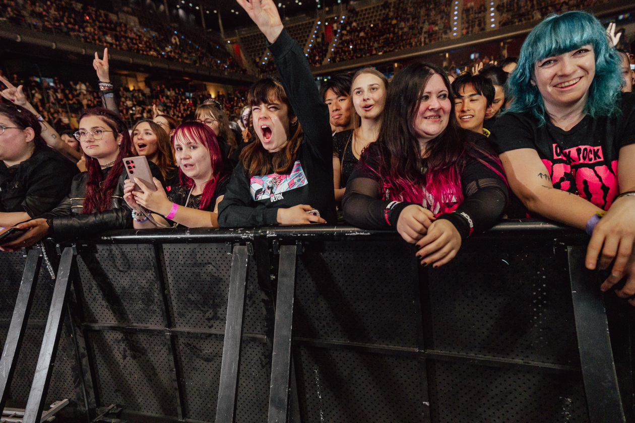 Die J-Rock-Stars aus Tokio begeistern die Hauptstadt. – One OK Rock.