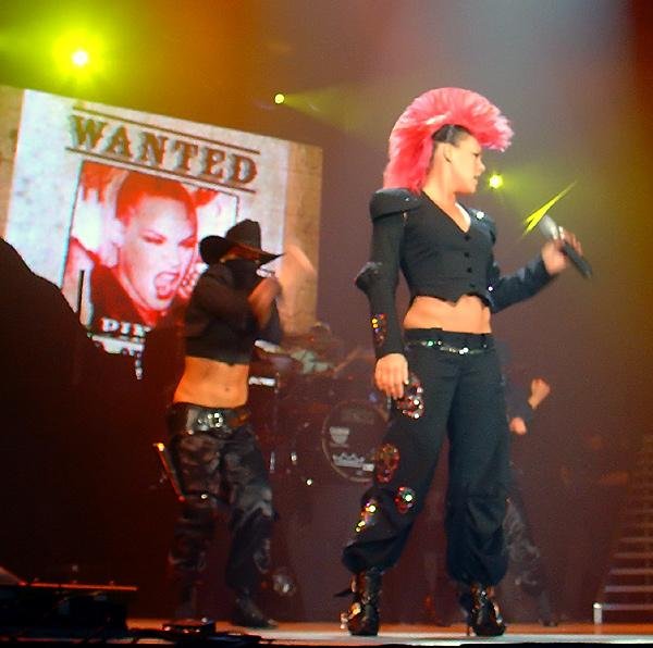 Pink – Pink live in Stuttgart 2004