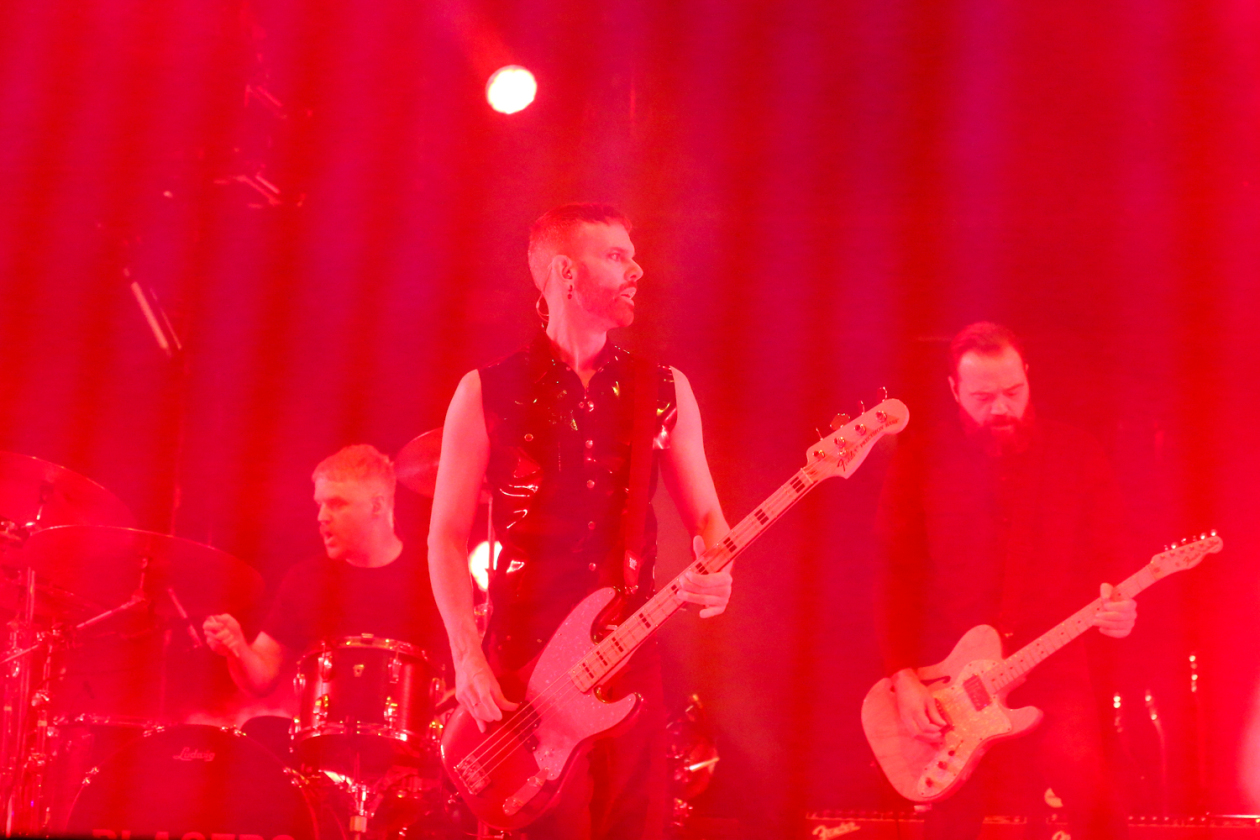 Die britische Kultband um Brian Molko und Stefan Olsdal auf "30th Anniversary Tour. Playing songs from Placebo &amp; Without You I’m Nothing". – Placebo.
