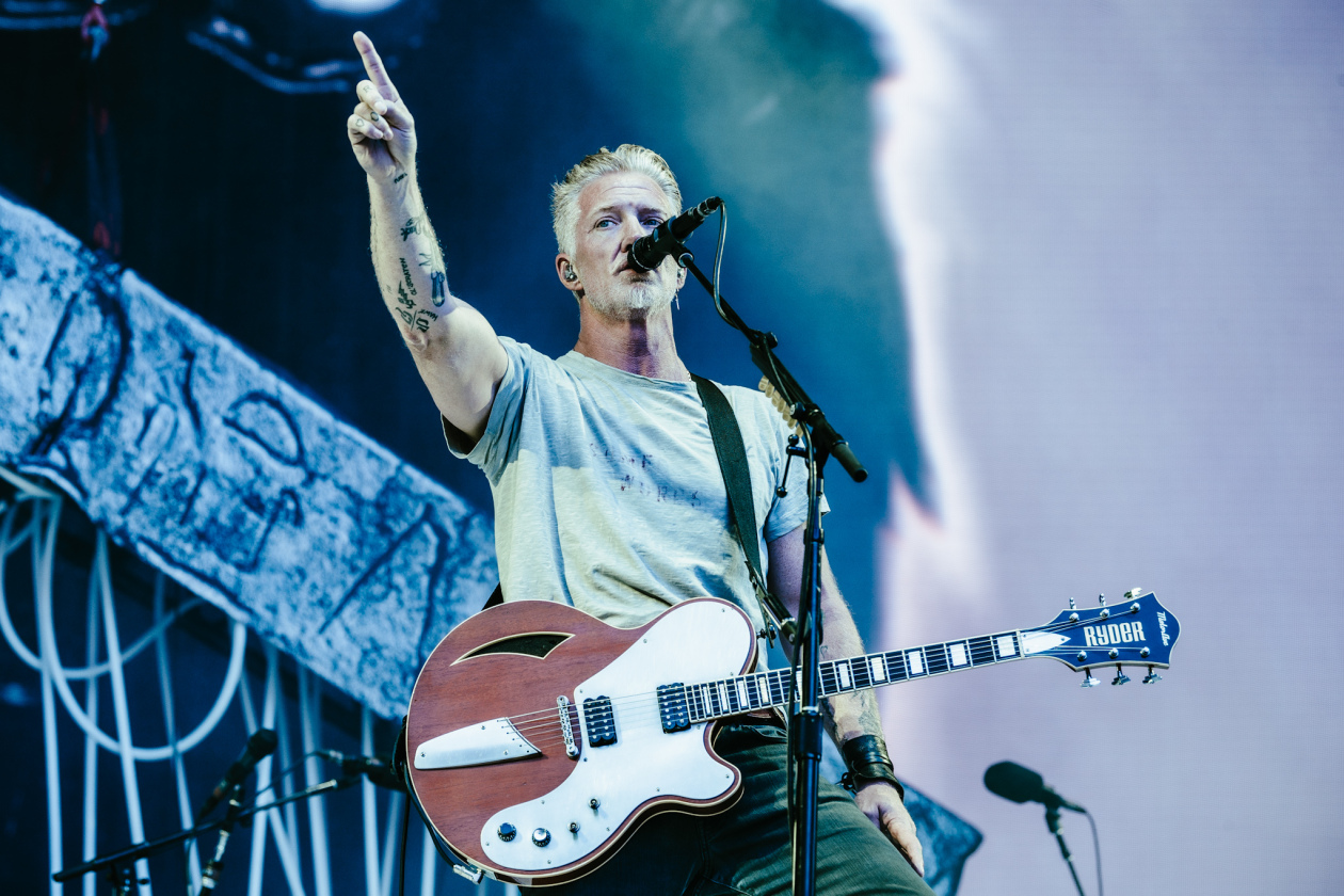 Queens Of The Stone Age – Josh Homme und Band auf Tour mit System Of A Down. – Josh Homme.