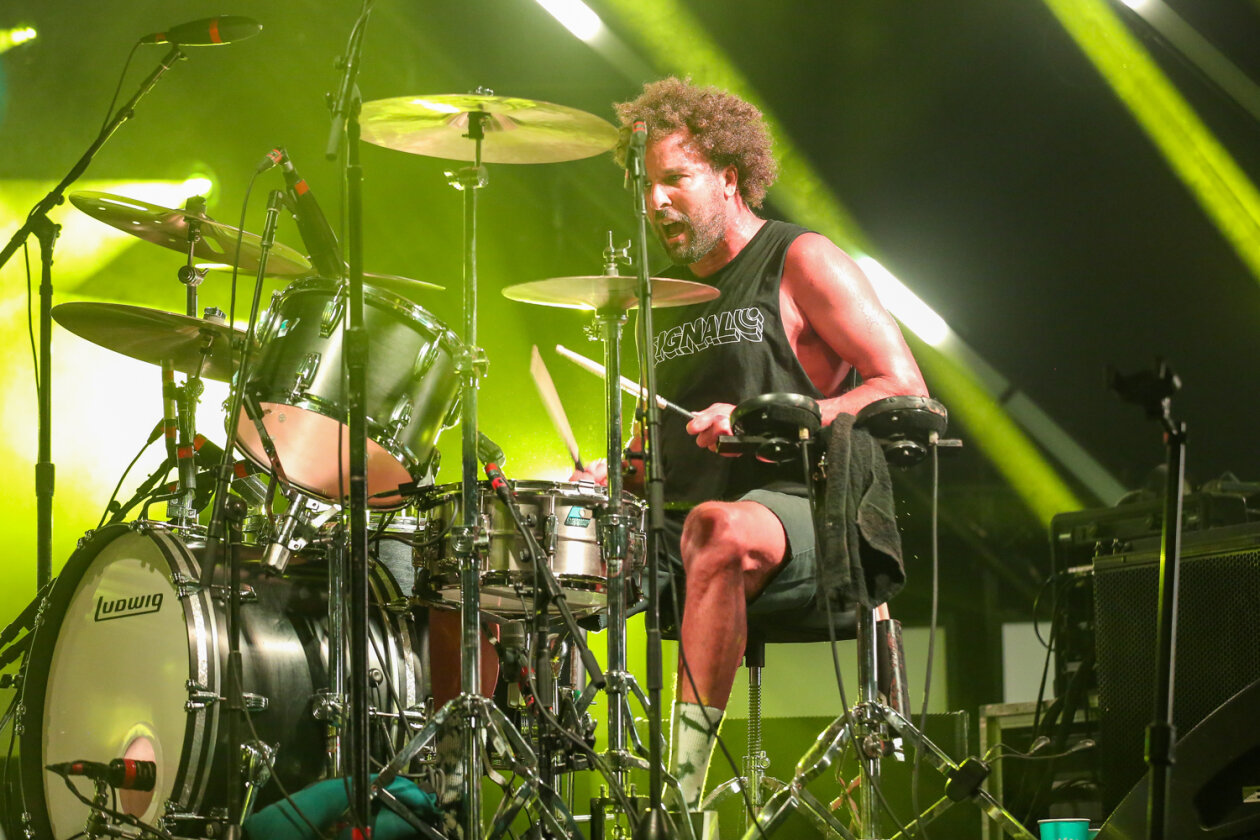 Queens Of The Stone Age – Jon Theodore.