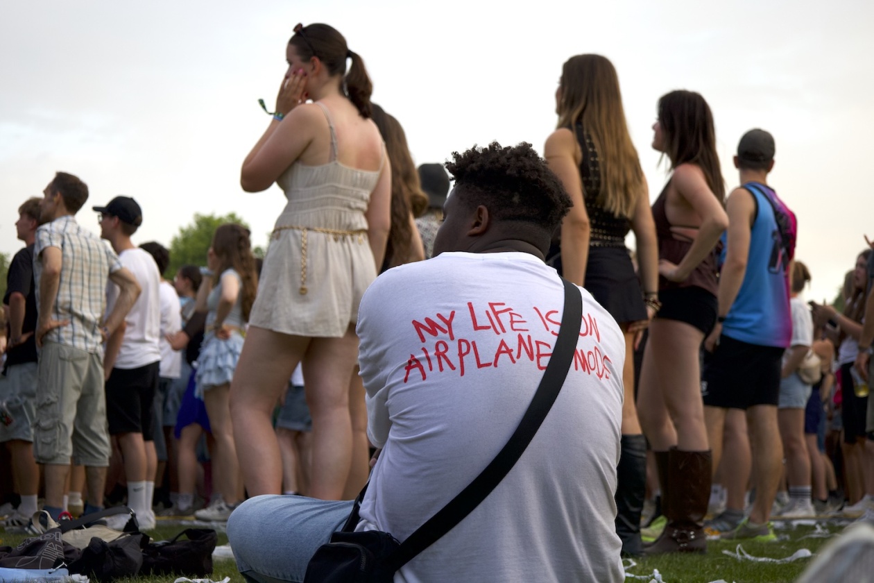 Das zweitägige Festival am Bodensee mit Sean Paul, Blond, Ikkimel, Zartmann, ZsaZsa, Ski Aggu u.a. – Die Crowd von Zartmann.