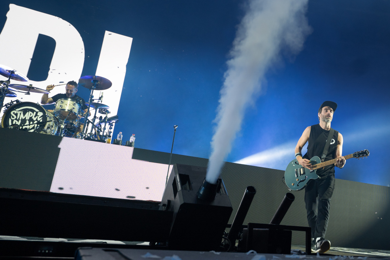 Nach über 20 Jahren im Biz spielten die Kanadier ihre bis dato größe Berliner Headlinershow. – Simple Plan.