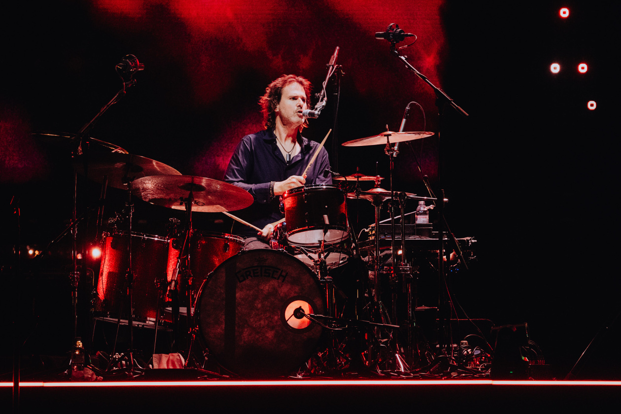 "40th Anniversary"-Tour: Sänger Mick Hucknall und Band. – Simply Red.