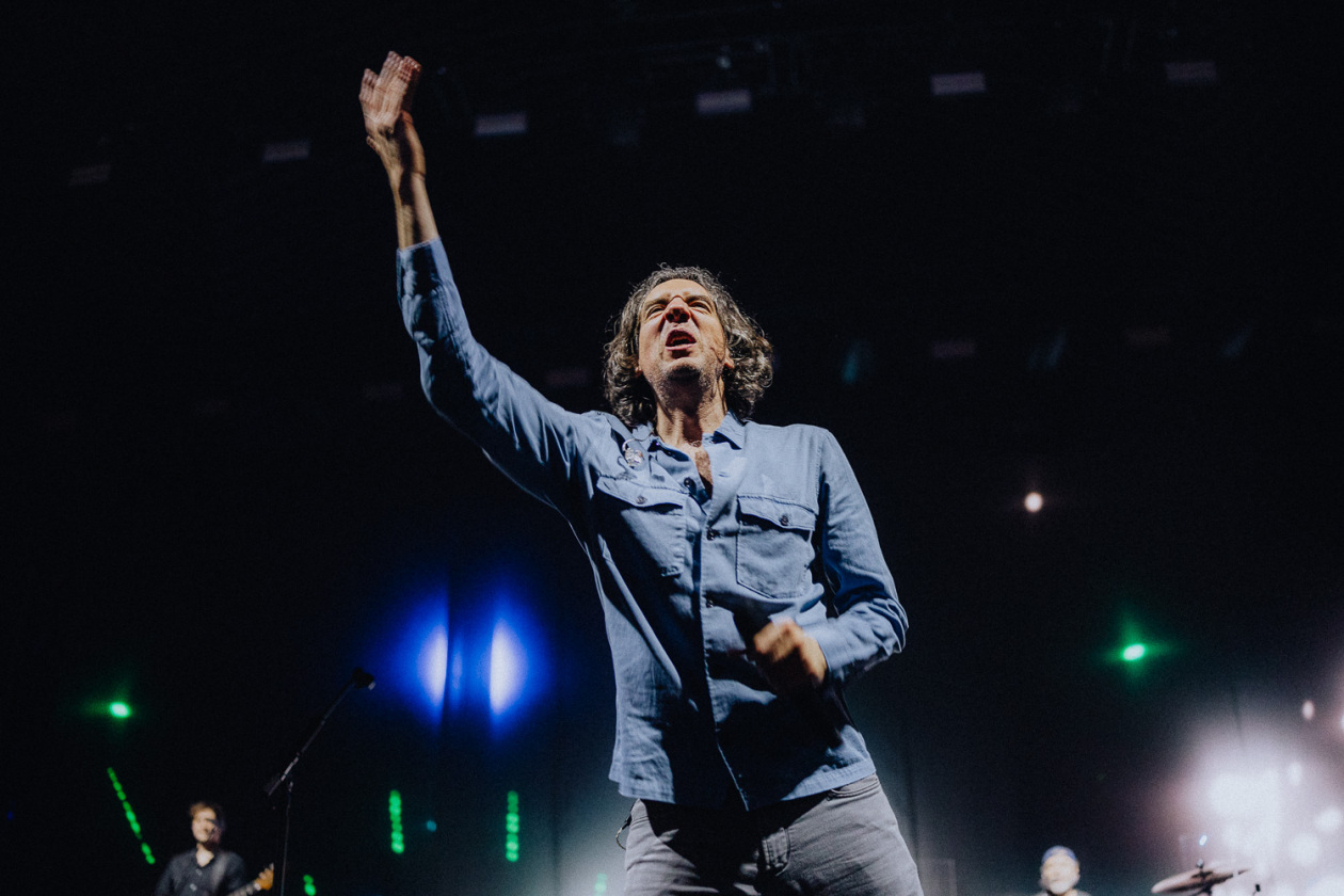 "The Forest Is The Path": Mit der aktuellen Platte auf Tour: Gary Lightbody und Band. – Snow Patrol.