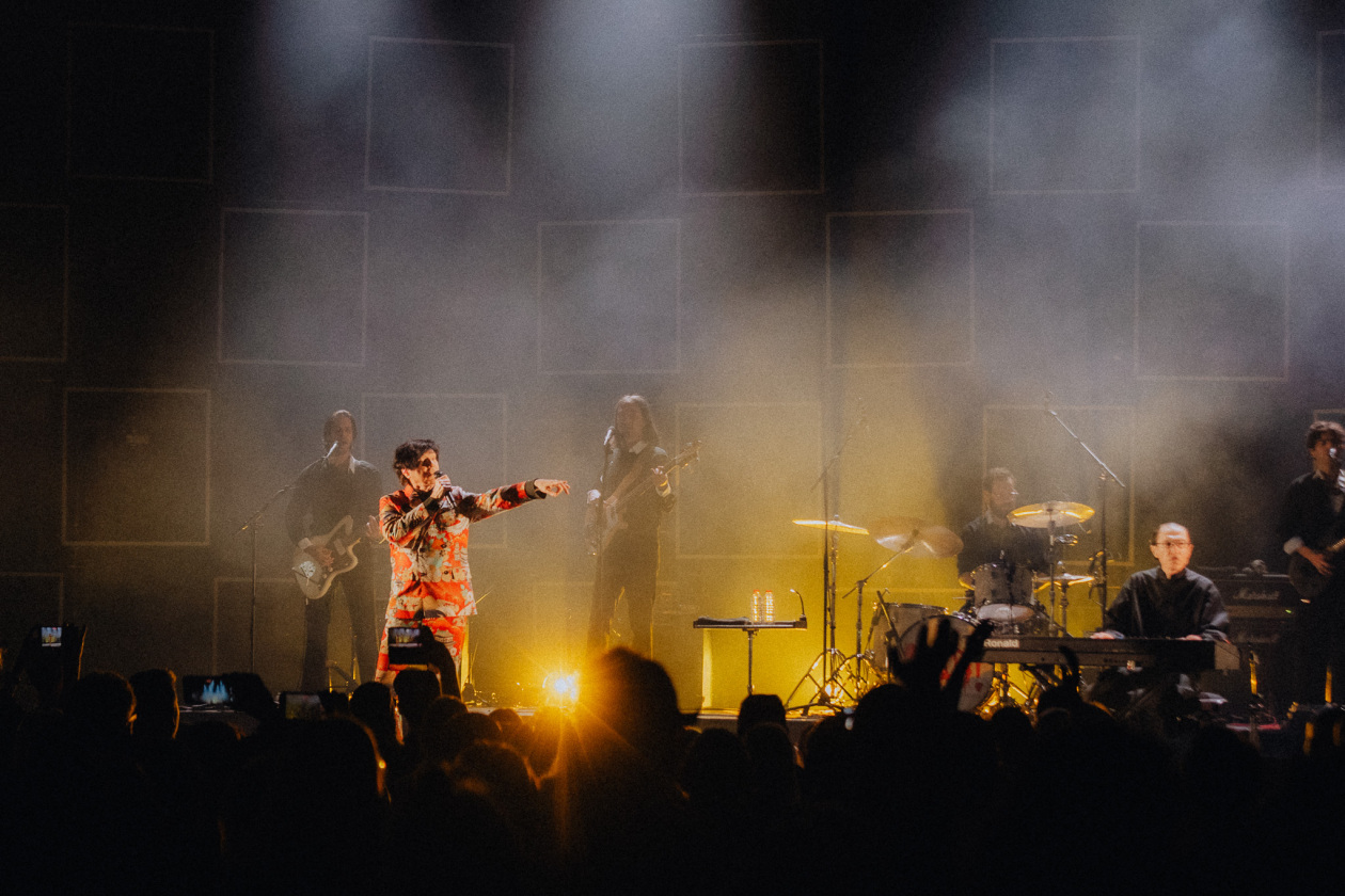 Pop-Geschichte live in Deutschland: Ron und Russell Mael auf Tournee. – Sparks.