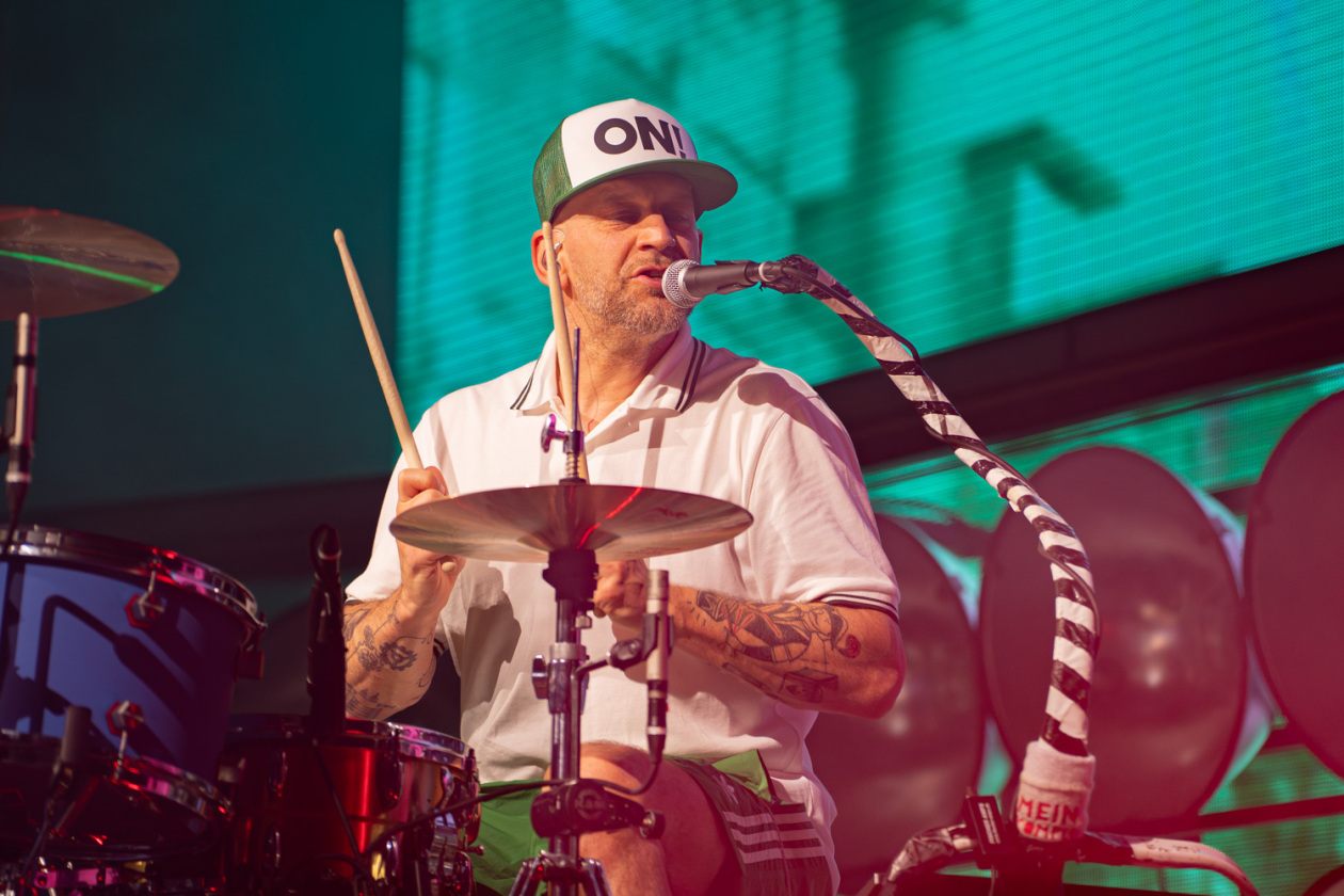 Sportfreunde Stiller – 30 Jahre Sportis. Die Tour zum Jubiläum. – Flo.