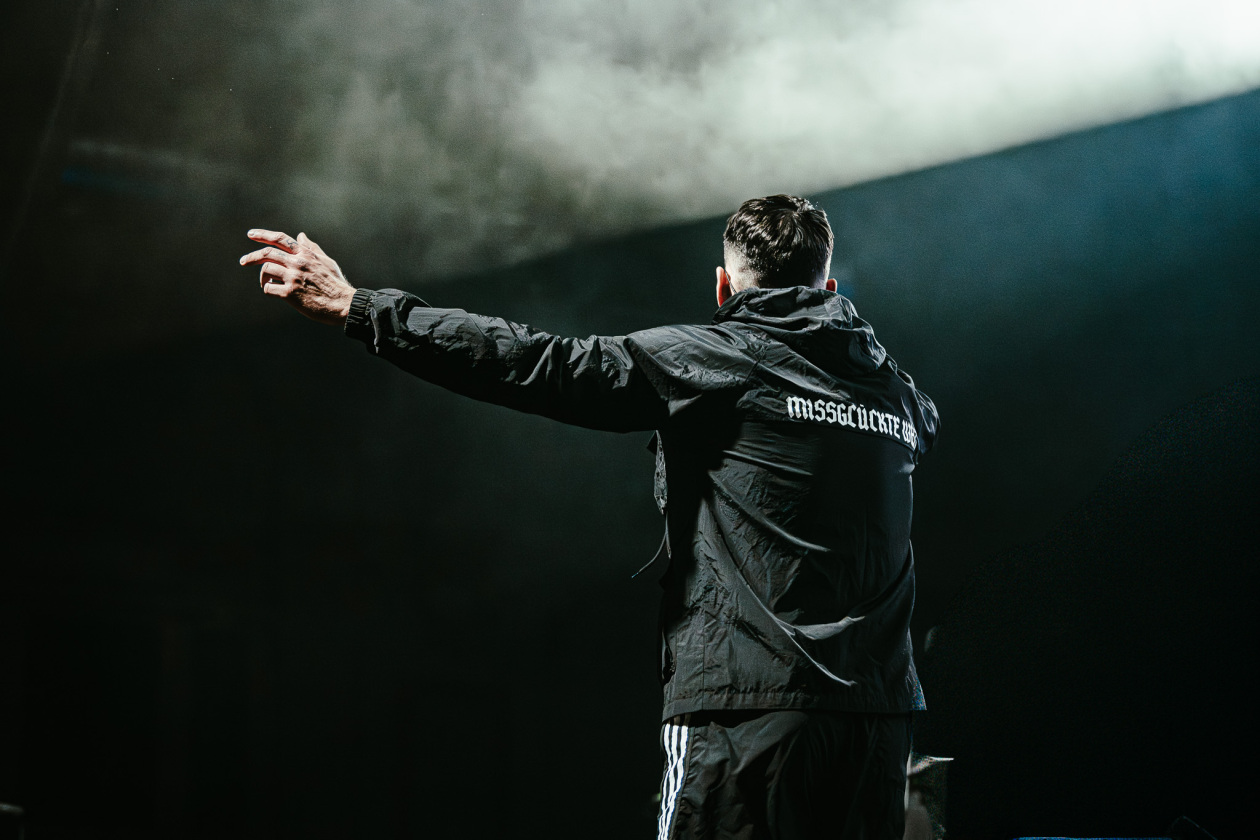 Auf der "Punk lebt"-Tour. – Swiss und die Anderen auf der "Punk lebt"-Tour 2026