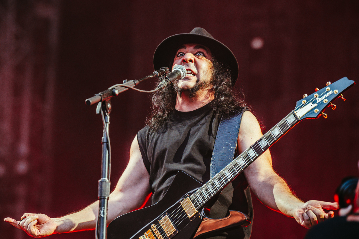 System Of A Down – Serj Tankian und Band legten eines der Konzerte des Jahres auf die Bühne. – Daron Malakian.