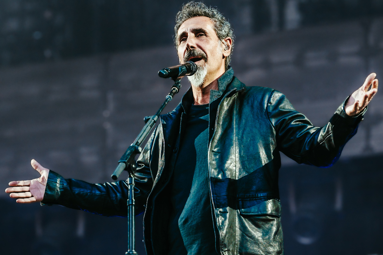 System Of A Down – Serj Tankian und Band legten eines der Konzerte des Jahres auf die Bühne. – Serj Tankian.