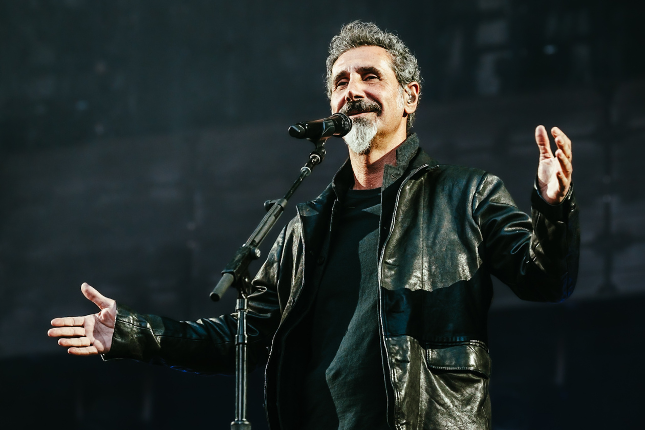 System Of A Down – Serj Tankian und Band legten eines der Konzerte des Jahres auf die Bühne. – Serj Tankian.