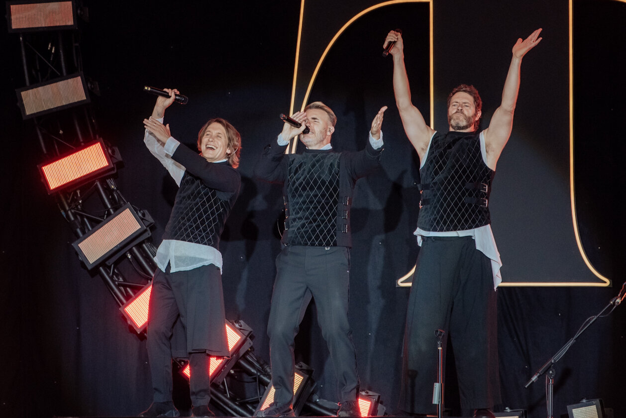 Die Boygroup-Sensation der 90er auf “This Life Under The Stars” Tour. – Take That.
