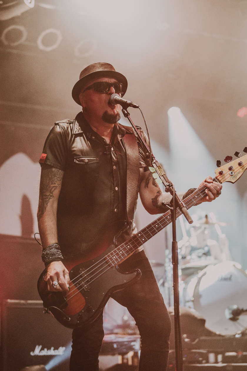 The 69 Eyes – Die finnischen Dark Rock-Urgesteine um Jyrki 69 live. – Archzie.