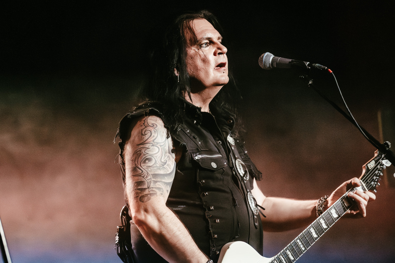 The 69 Eyes – Die finnischen Dark Rock-Urgesteine um Jyrki 69 live. – Bazie.