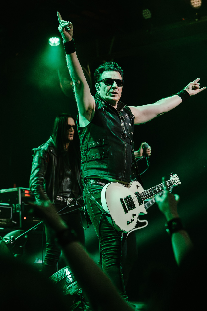 The 69 Eyes – Die finnischen Dark Rock-Urgesteine um Jyrki 69 live. – Timo-Timo.