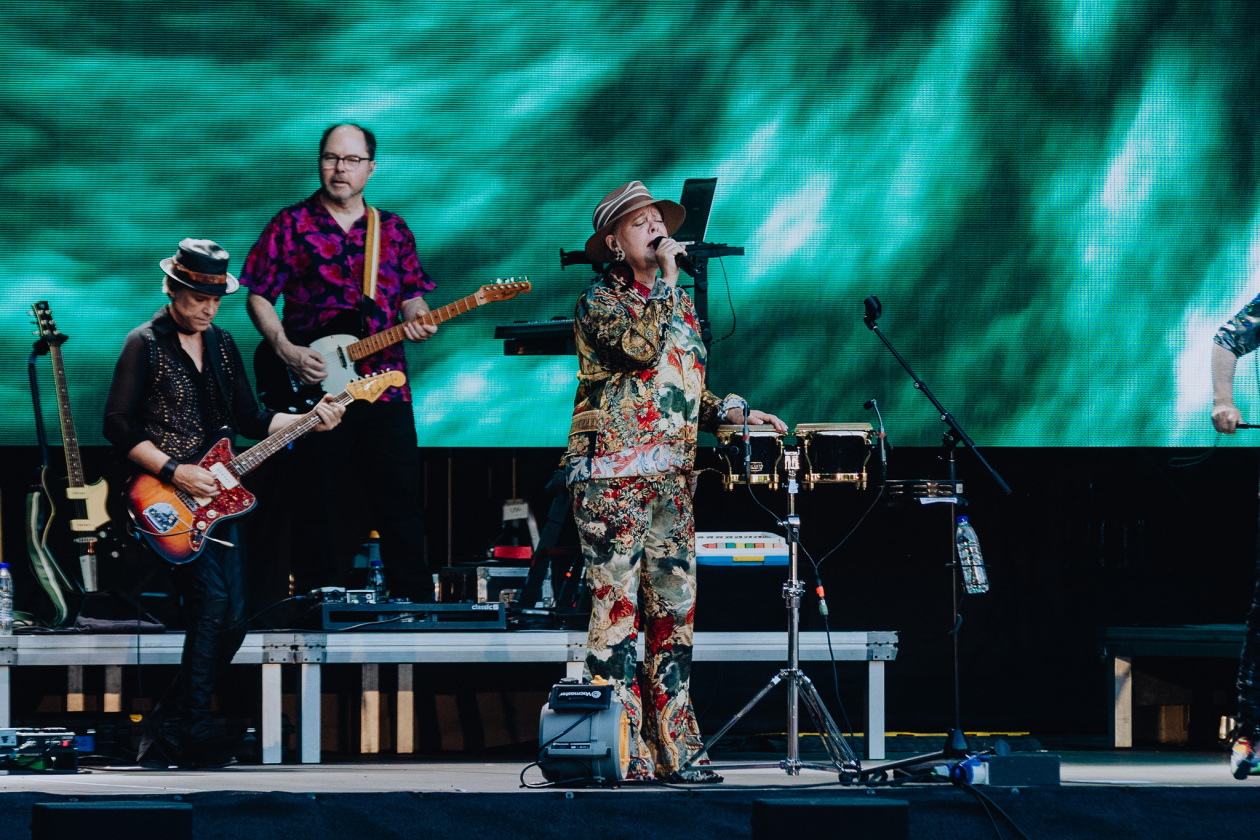 The B-52's – Space-Tanzparty und viel Nostalgie: Fred Schneider, Kate Pierson und Kate Piesron live. – Cindy Wilson.