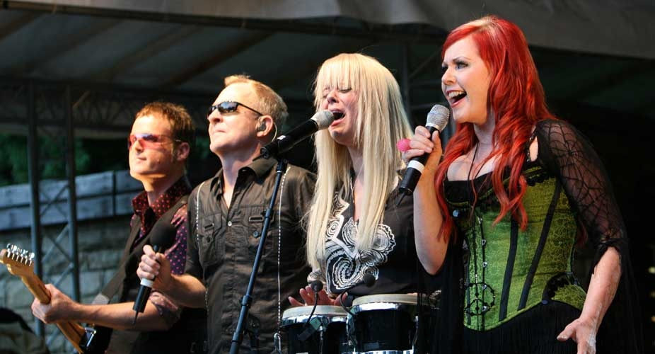 The B-52's – The B-52's!