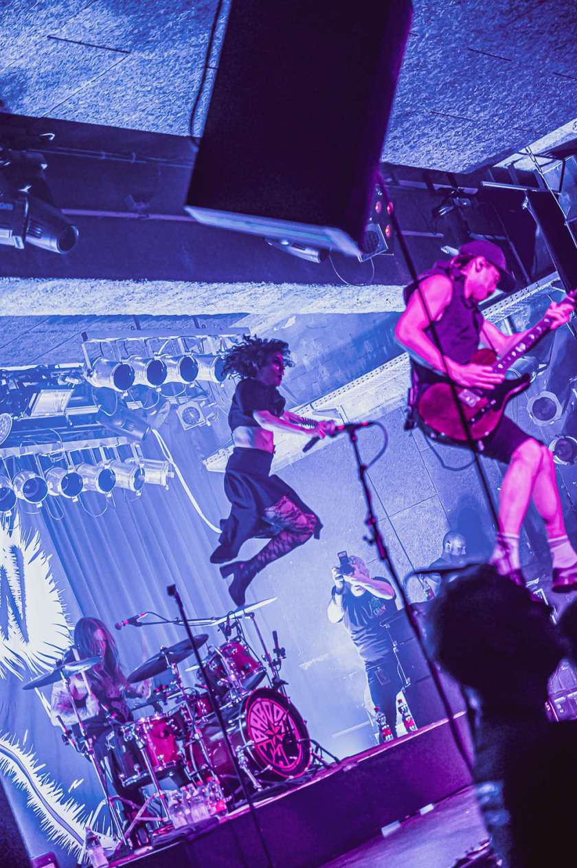 Die Schwed:innen mit dem aktuellen Album "God Bless You All" auf "Be A Baboon"-Tour. – The Baboon Show.