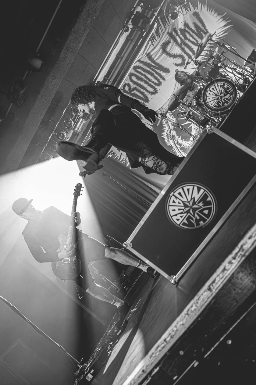 Die Schwed:innen mit dem aktuellen Album "God Bless You All" auf "Be A Baboon"-Tour. – The Baboon Show.