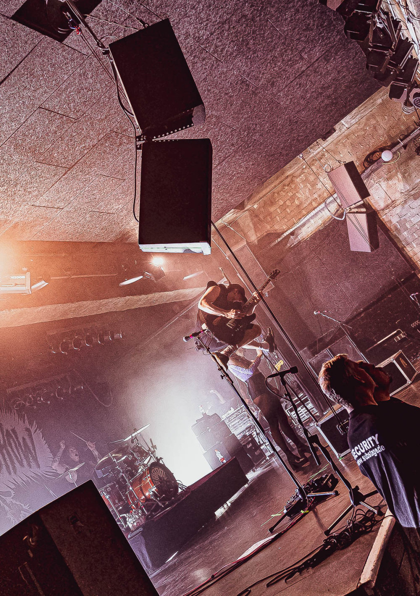 Die Schwed:innen mit dem aktuellen Album "God Bless You All" auf "Be A Baboon"-Tour. – The Baboon Show.