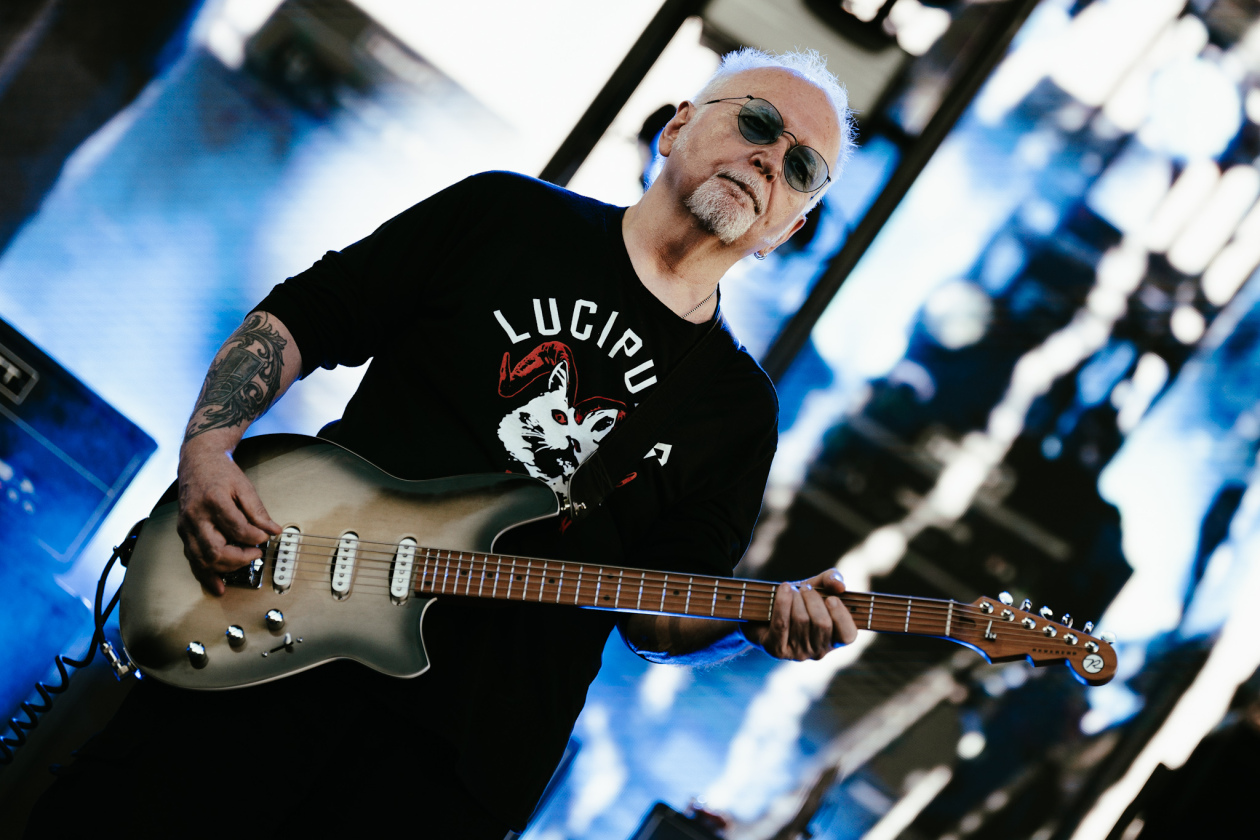 The Cure – Drei Deutschland-Konzerte in Folge in der Wuhlheide: Robert Smith und Band. – Reeves Gabrels.