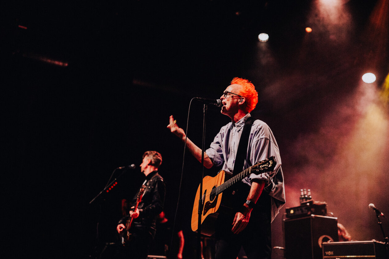 Nach acht Jahren erstmals wieder in Deutschland: Fran Healy, Gitarrist Andy Dunlop, Bassist Douglas Payne und Schlagzeuger Neil Primrose live in Berlin. – Travis live in Berlin: Fran Healy und Douglas Payne 