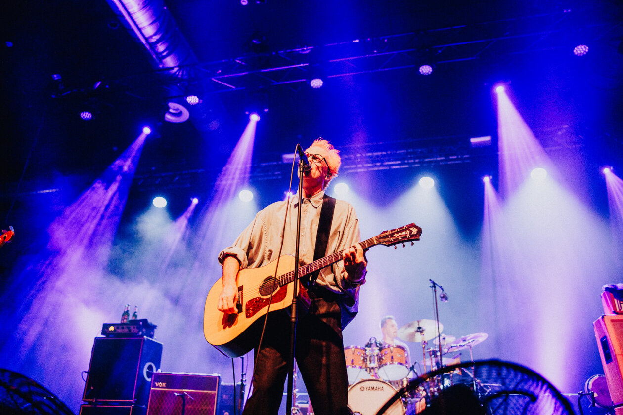 Nach acht Jahren erstmals wieder in Deutschland: Fran Healy, Gitarrist Andy Dunlop, Bassist Douglas Payne und Schlagzeuger Neil Primrose live in Berlin. – Travis live in Berlin