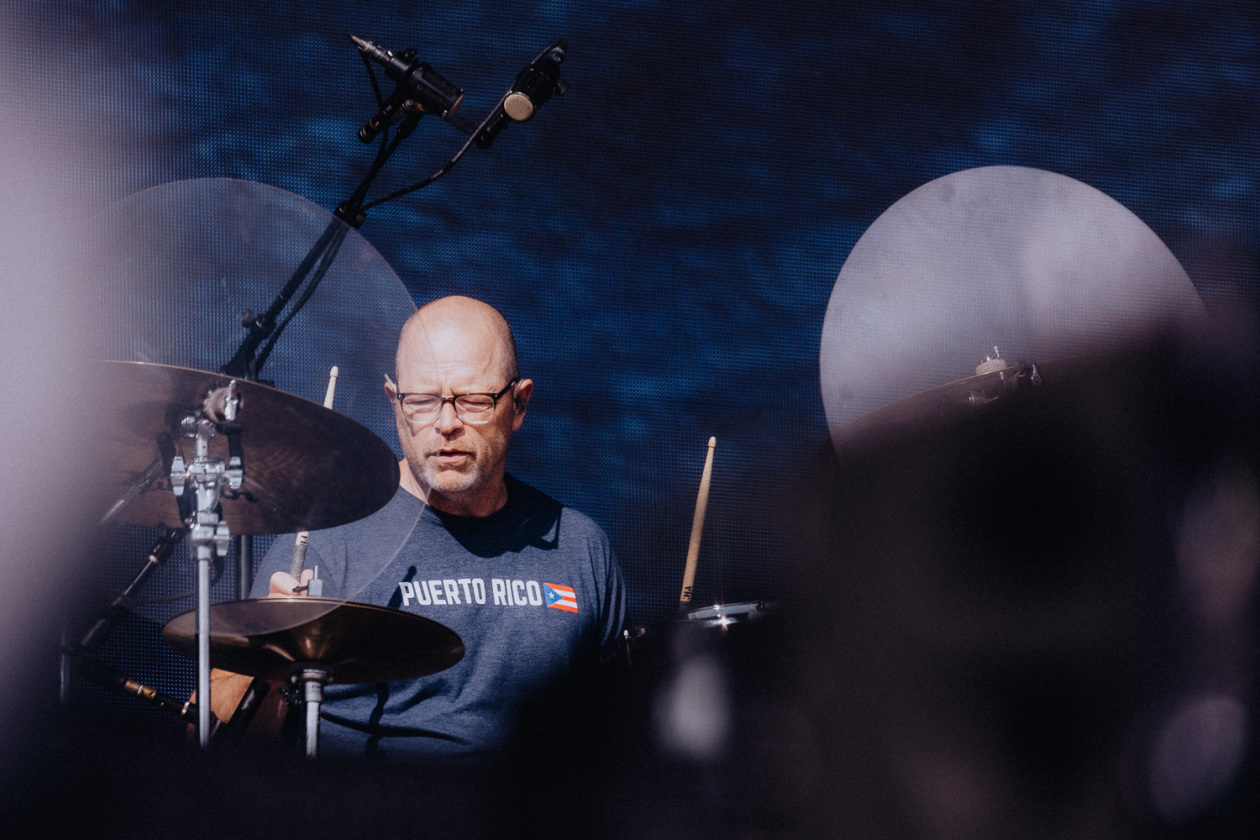 Umjubelter Flashback mit "Buddy Holly" oder "My Name Is Jonas". – Weezer.